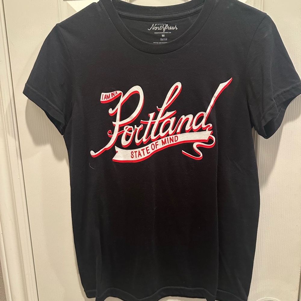 Noir Pearl Black Portland Graphic Tee